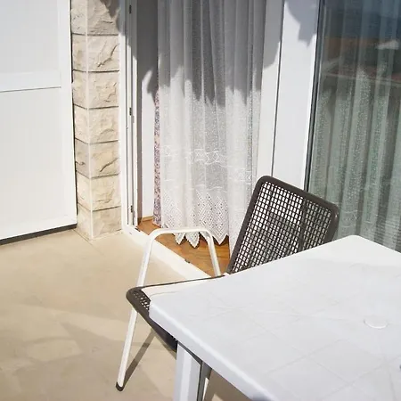 Gostinjska kuća Milenko Opacak Makarska
