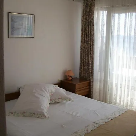 Milenko Opacak بيت ضيافة ماكارسكا